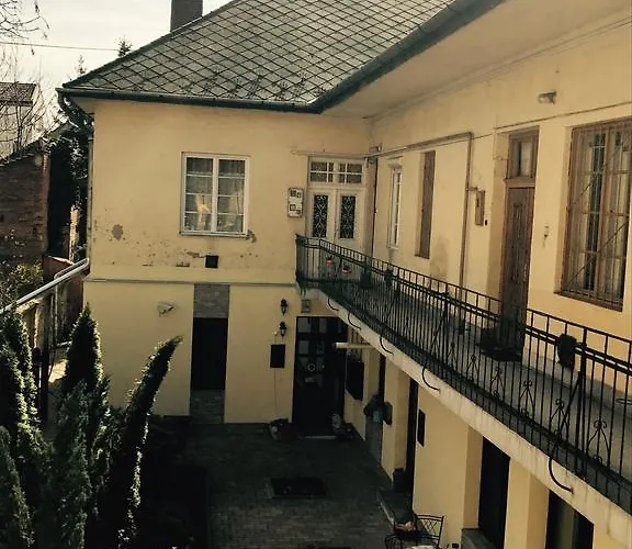 Eva Apartman